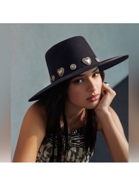 WYETH Todd Magill Heart Will hat